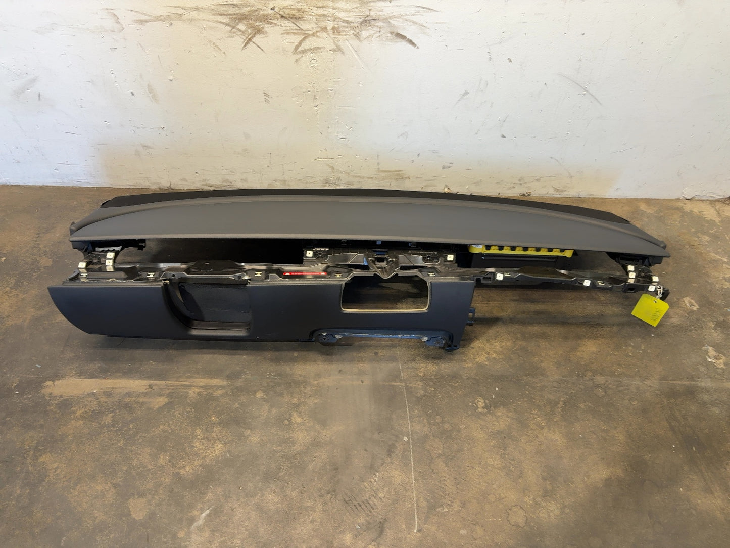 2020-2025 Tesla Model 3 Dash Panel With Airbag 1077823-00-G