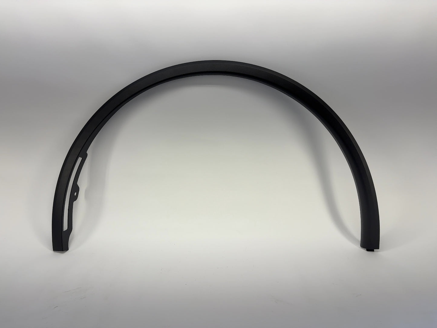 2026-2027 Tesla Model Y Juniper Front Left Fender Garnish 1937597-00-D