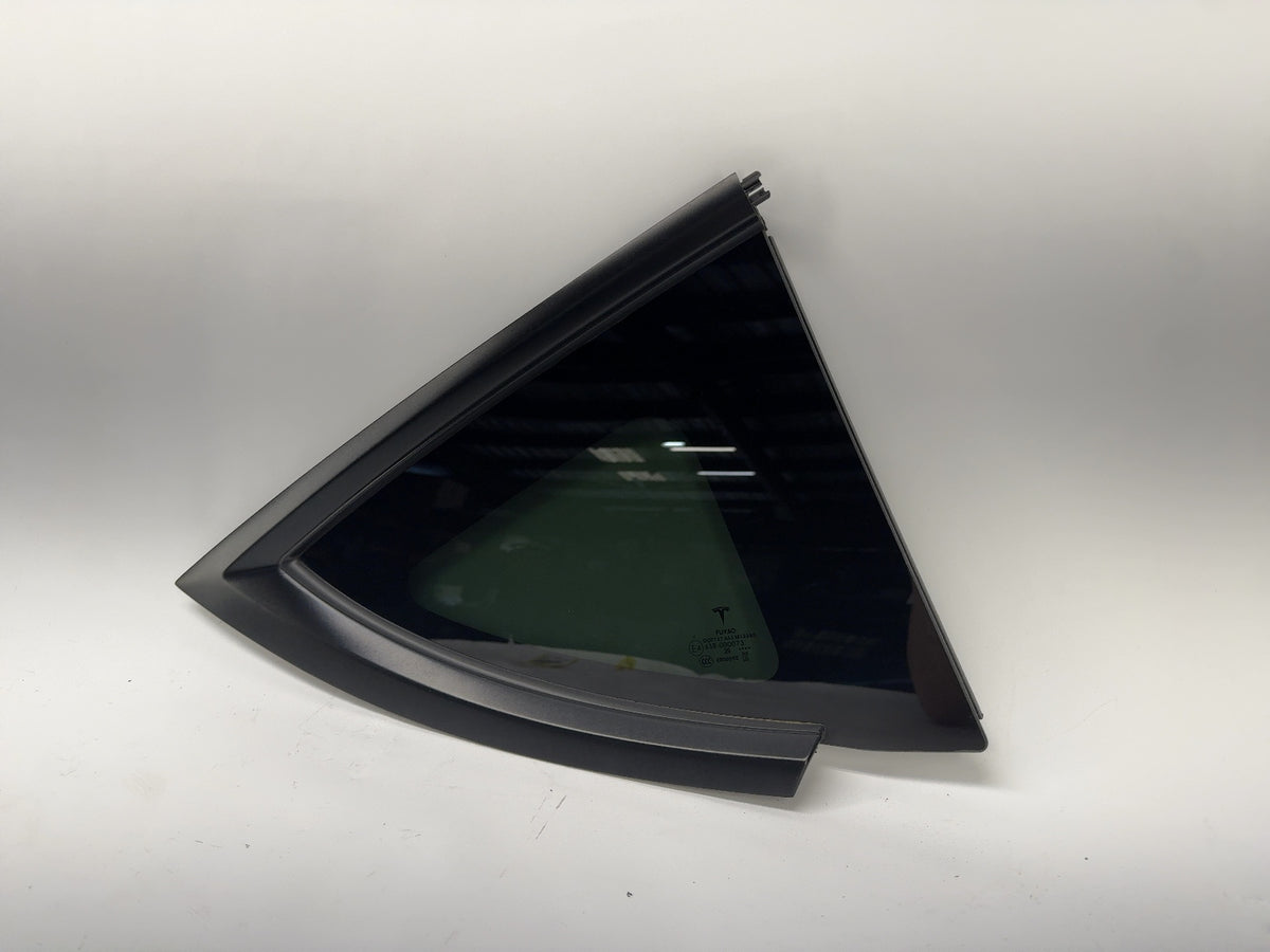 2021-2023 Tesla Model Y Right Quarter Glass 1495741-00-E