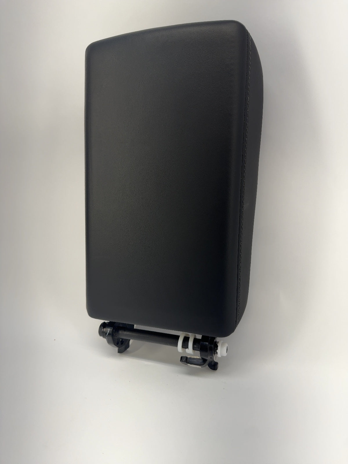 2018-2023 Tesla Model 3 Console Armrest Pad 1582886-00-B
