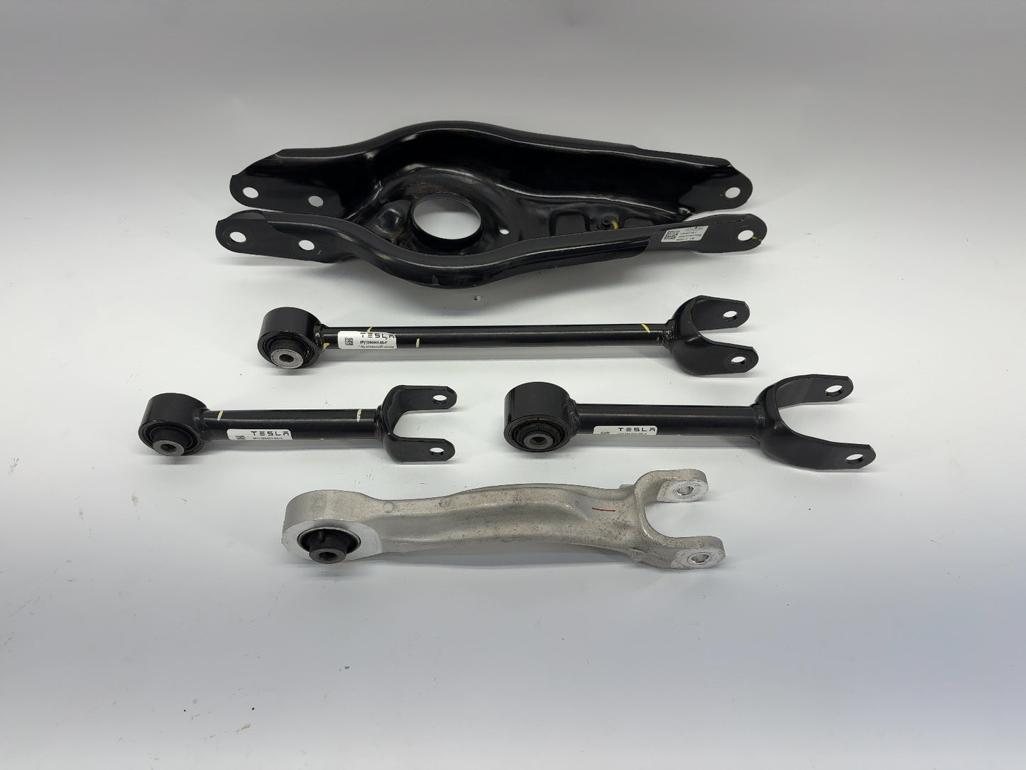 2025 Tesla Model Y Rear Control Arm Set 1288427-99-A