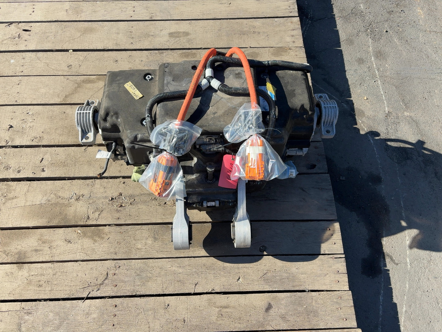 2023 Rivian R1S R1T Rear Drive Unit Quad Motor PT00054488-F