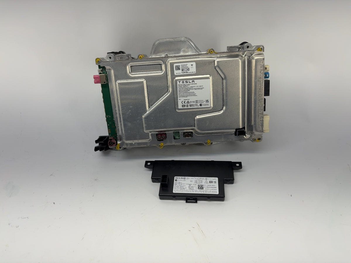 2023 Tesla Model 3 Car Computer With Security Module 1681271-00-I