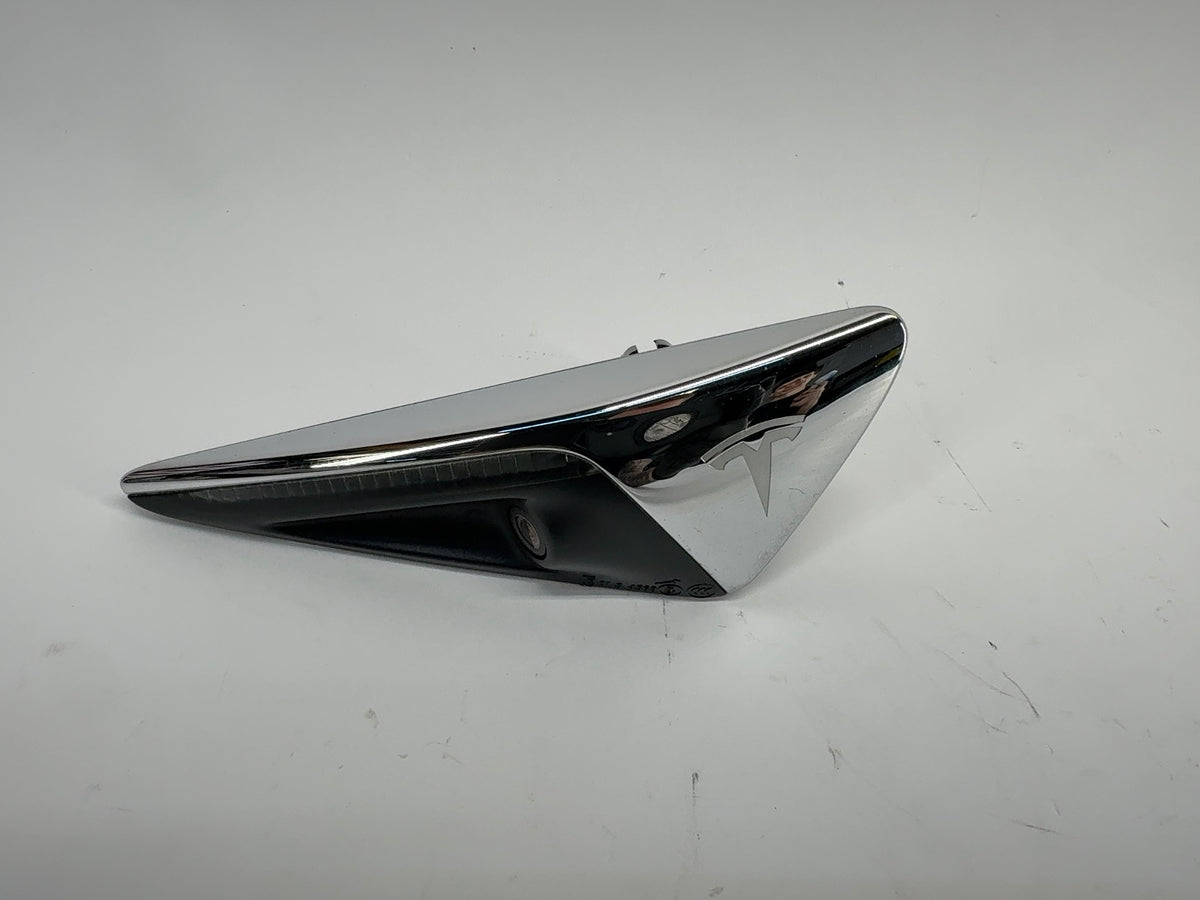 2018-2019 Tesla Model 3 Right Passenger Repeater Camera 1125107-77-C