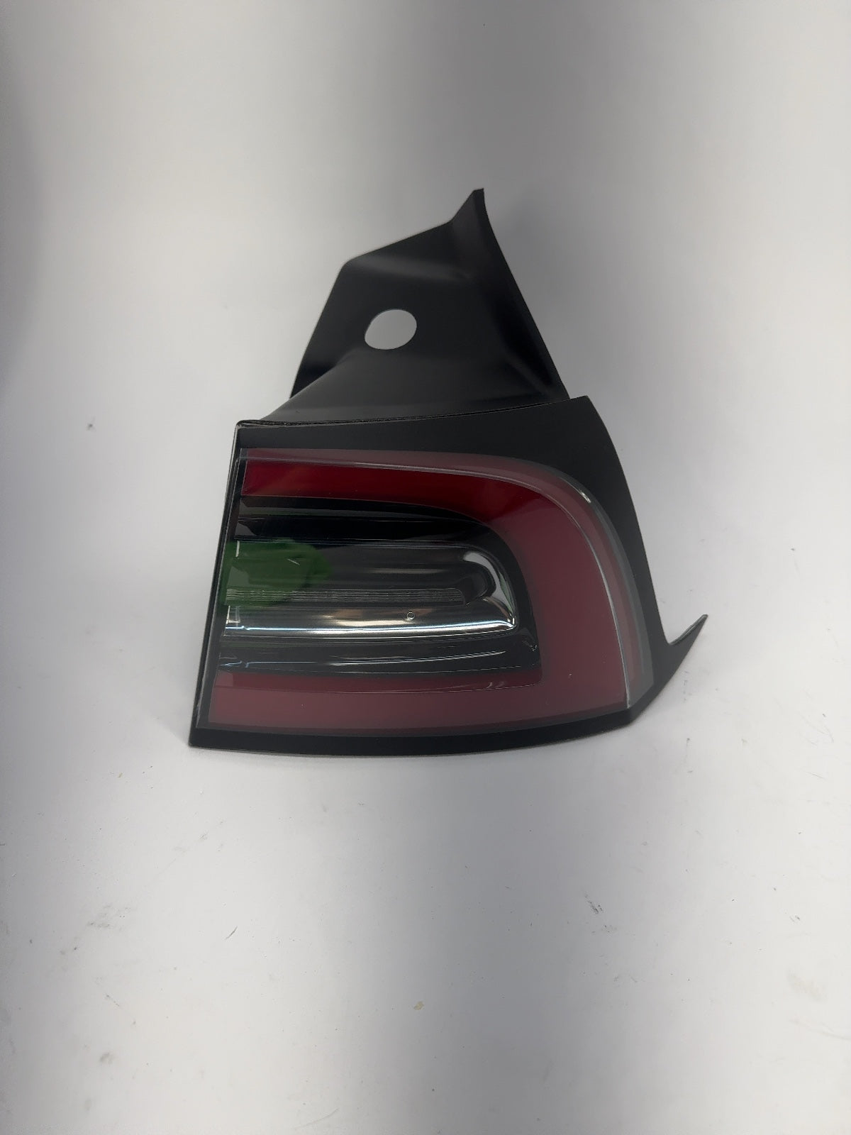 2018-2021 Tesla Model 3 Tail Lamp Rear Bodyside Right 1077398-00-F