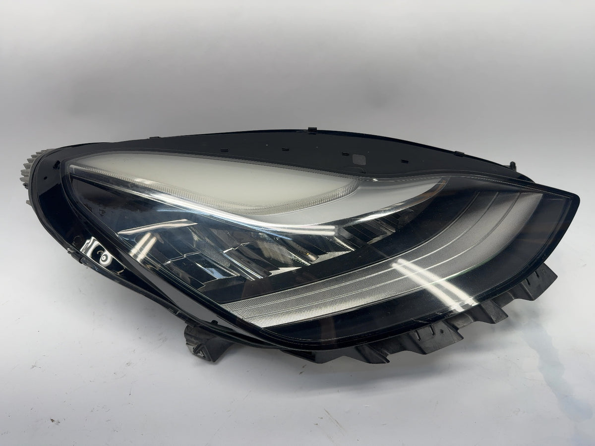 2018-2019 Tesla Model 3 Right Headlamp 1077372-10-I