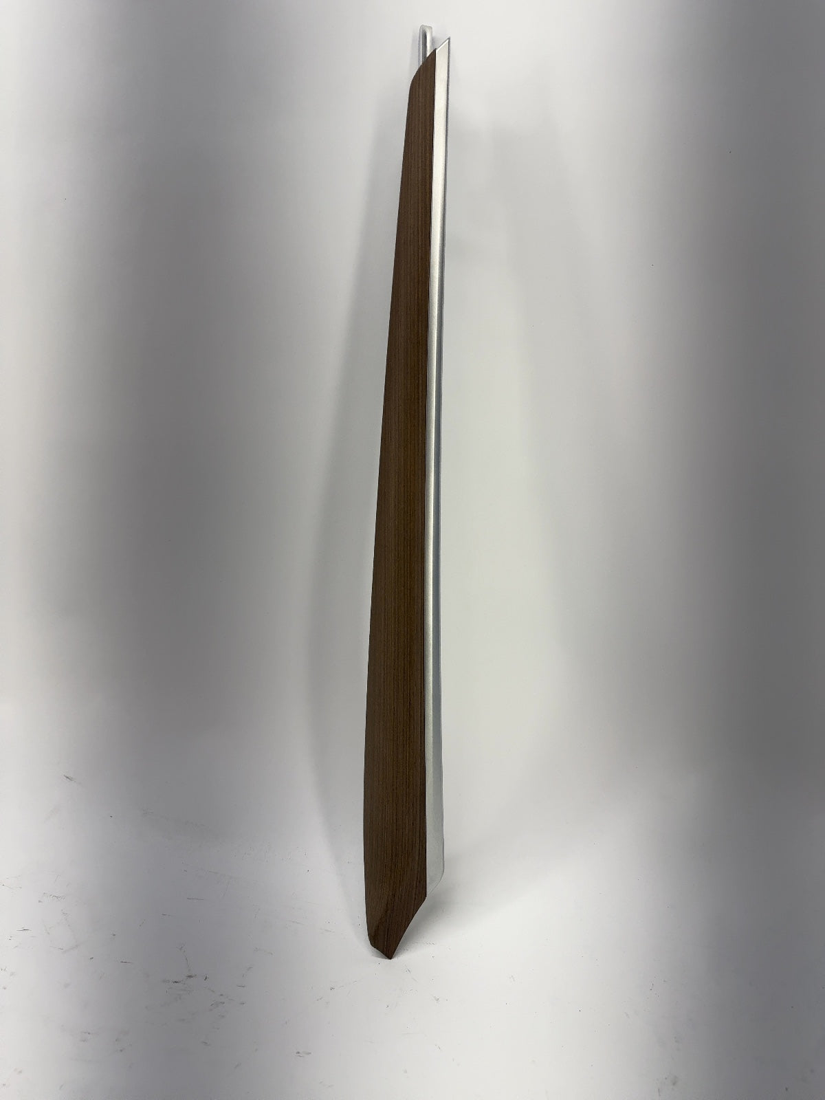 2023 Tesla Model Y Door Trim Wood Front Right 1803119-00-A