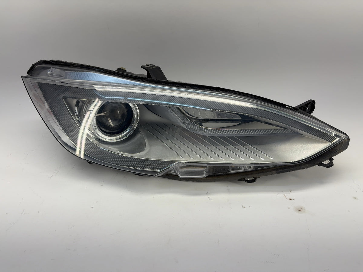 2015-2017 Tesla Model S Right Headlamp 6005907-00-D