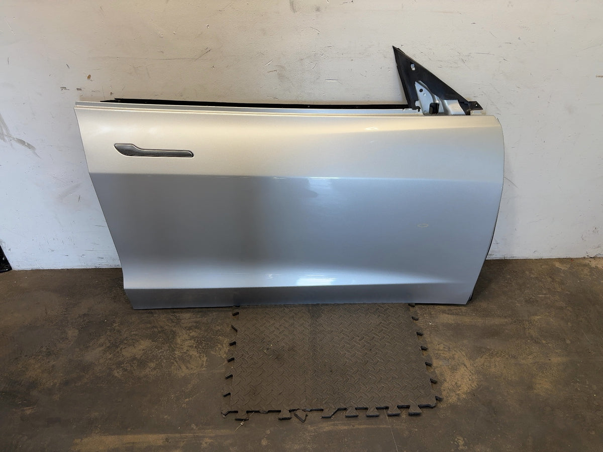 2018-2023 Tesla Model 3 Front Right Door Shell 1081420-E0-C