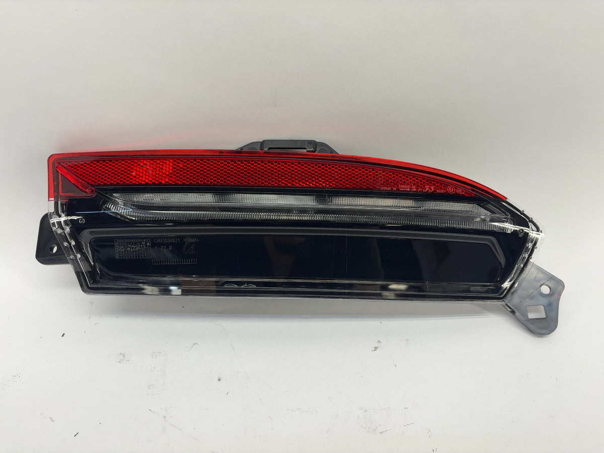 2025-2026 Tesla Model 3 Highland Rear Bumper Right Light 1712514-00-E