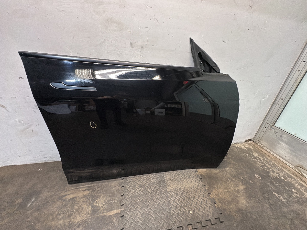 2020-2025 Tesla Model Y Front Right Door Shell 1501462-E0-A