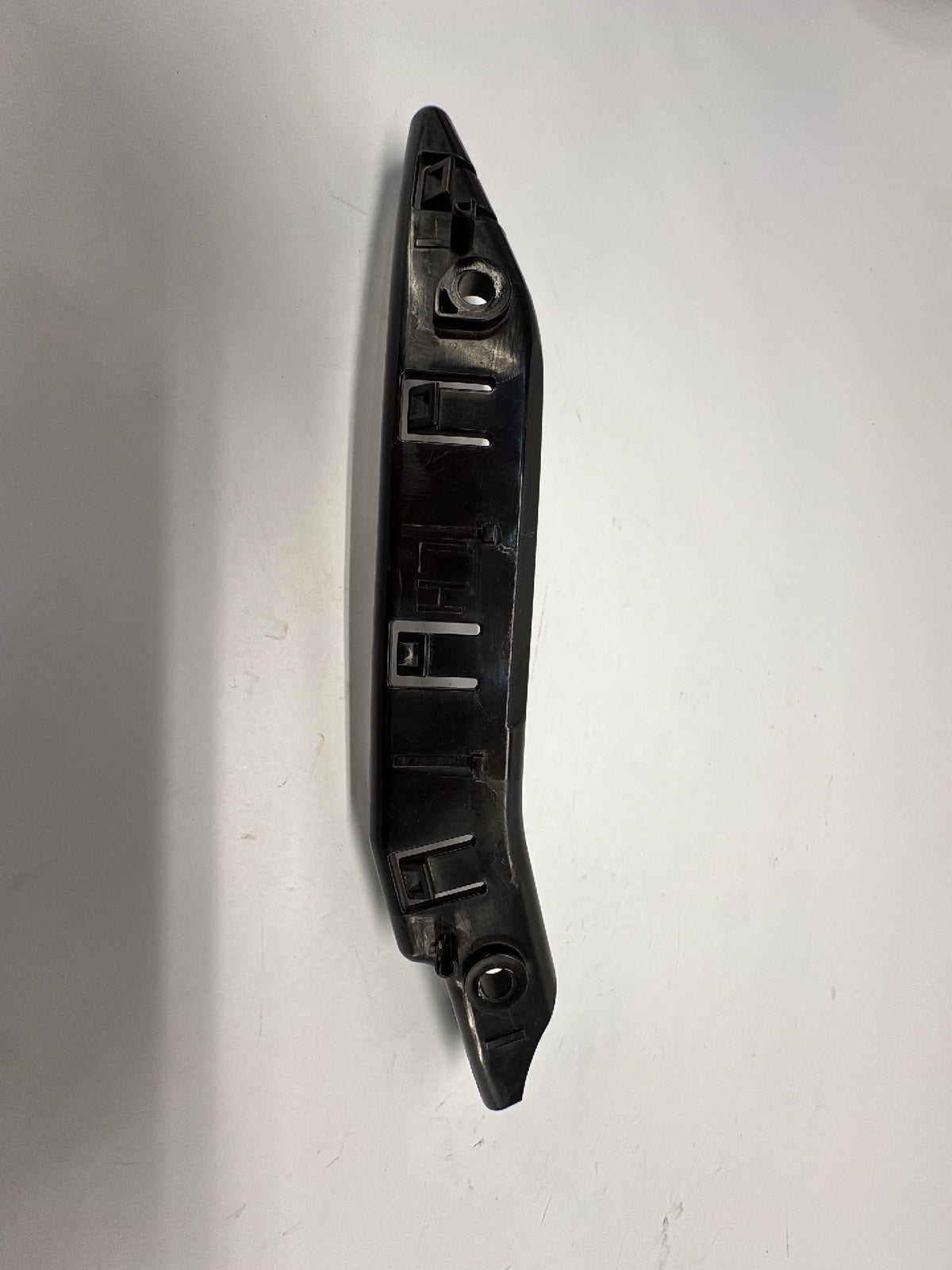 2021 Tesla Model Y Front Left Fender Bracket 1493770-00-B