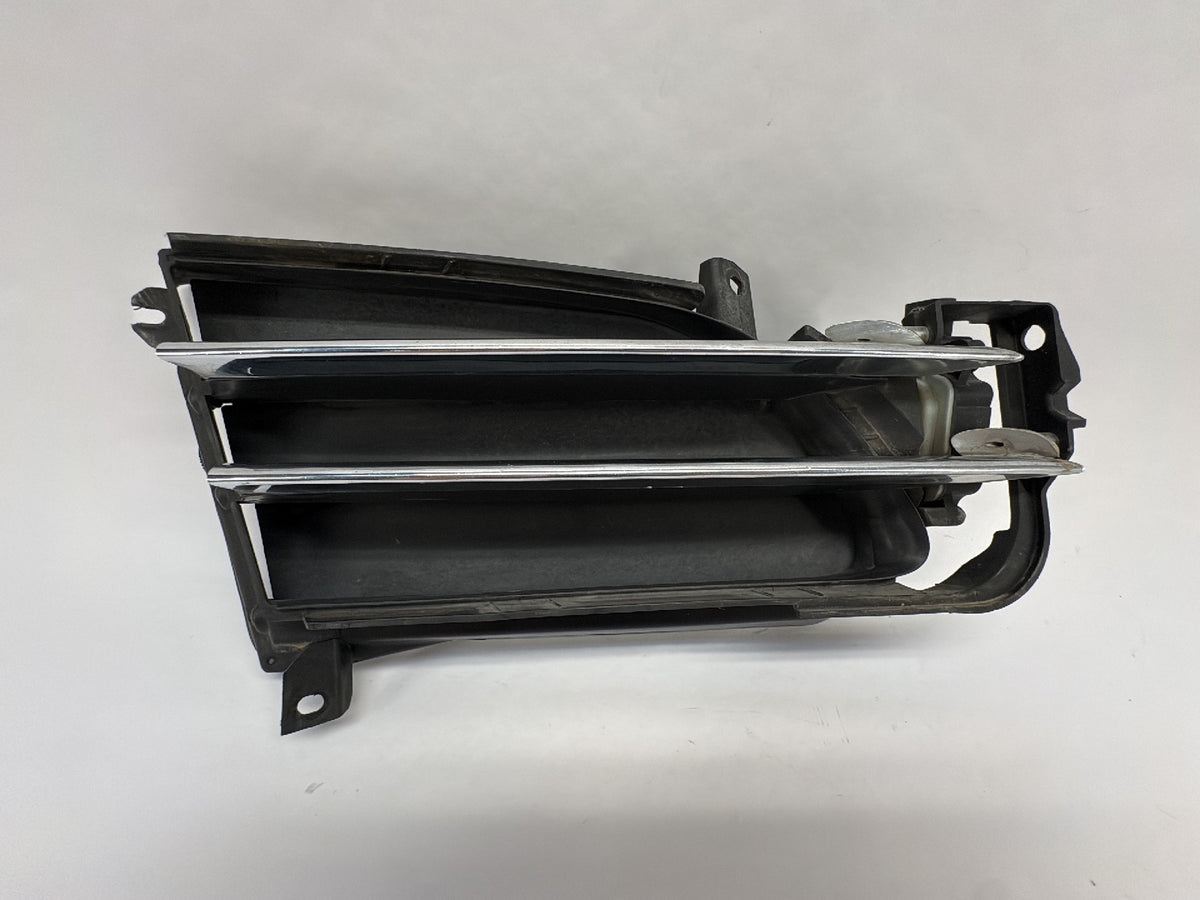 2013 Tesla Model S Active Louvre Right 1007269-00-D