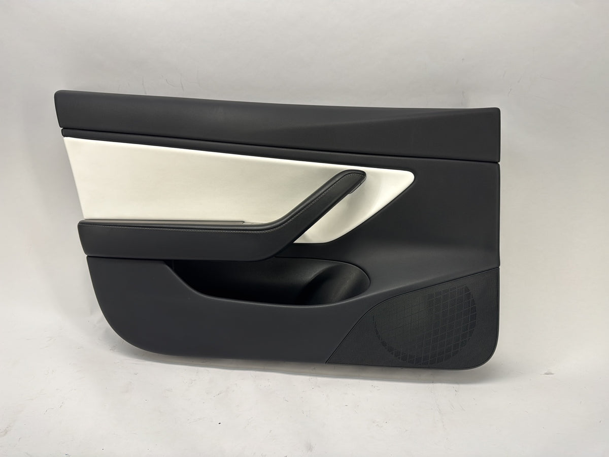 2018 Tesla Model 3 Front Left Door Panel 1090409-02-I