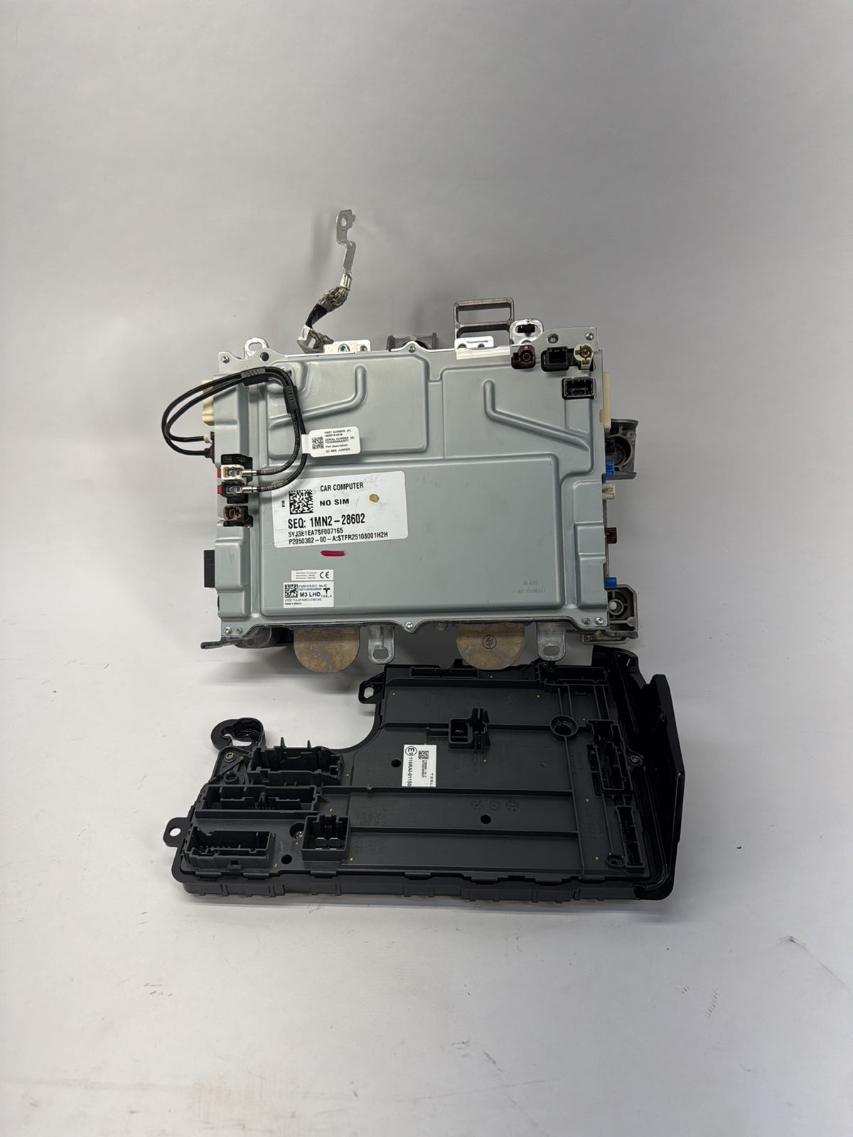 2025-2026 Tesla Model 3 Highland Car Computer With Left Vc Controller 2050302-00-A