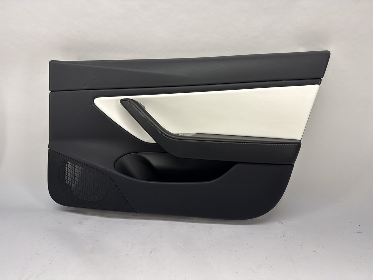 2018 Tesla Model 3 Front Right Door Panel 1090411-02-I
