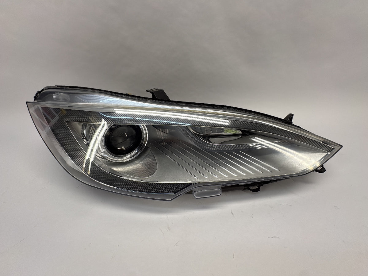 2013 Tesla Model S Right Headlamp 6005907-00-C
