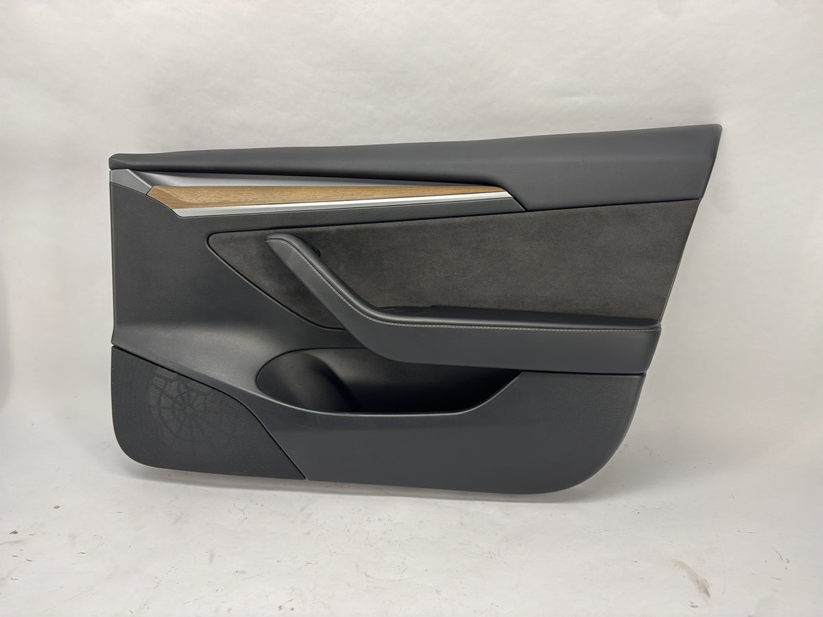 2023 Tesla Model 3 Front Right Door Panel 1761296-01-C