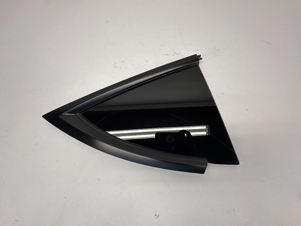 2021-2023 Tesla Model Y Right Quarter Glass Note 1495741-99-H