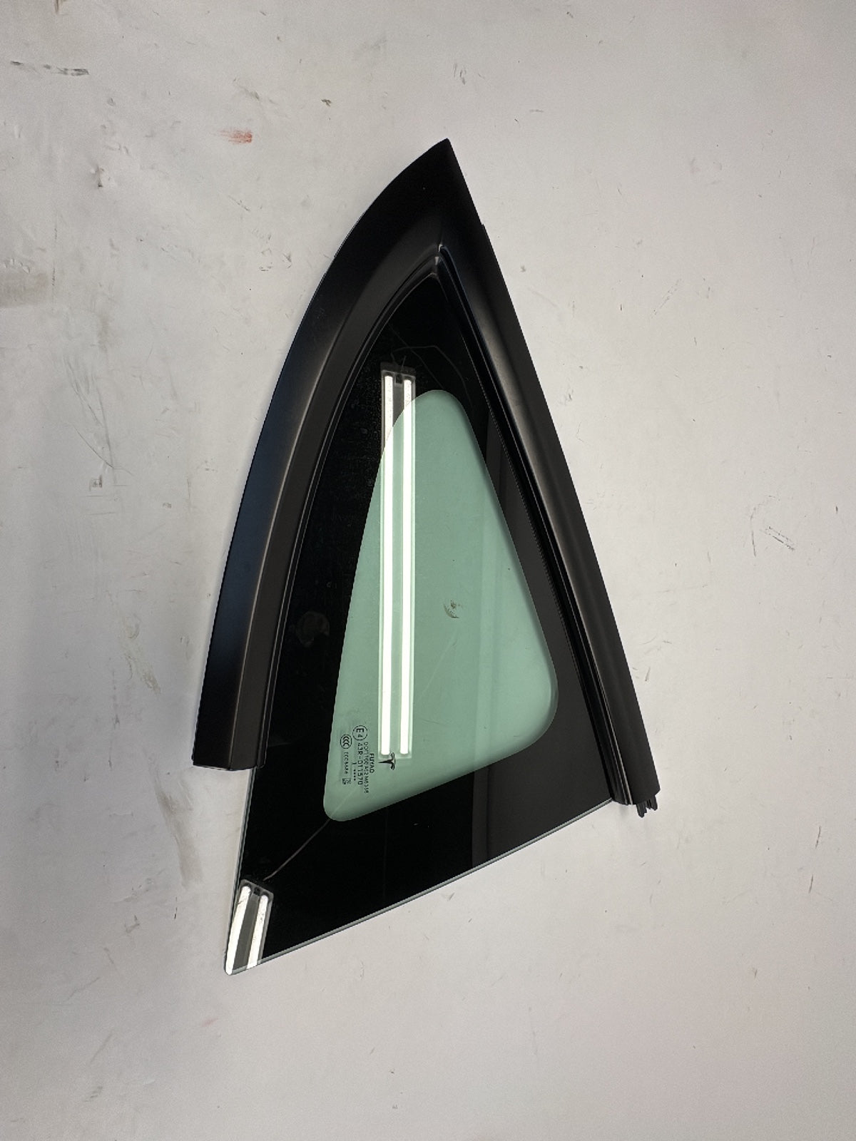 2021-2023 Tesla Model 3 Right Quarter Glass Note 1514979-01-C