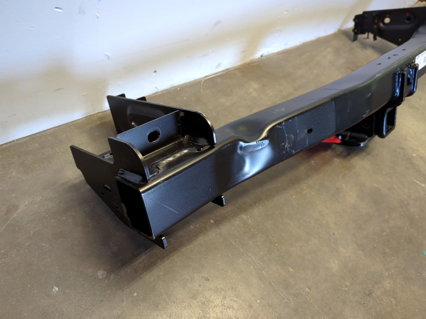 2022 Rivian R1T Tow Hitch PT00003718-I