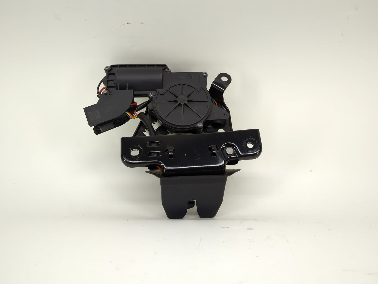 2024-2025 Tesla Model Y Liftgate Latch 1500604-00-B