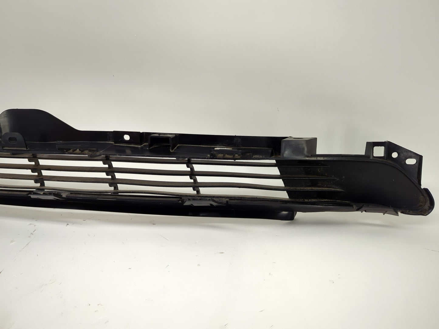 2022-2023 Tesla Model 3 Lower Bumper Grill 1085927-01-D
