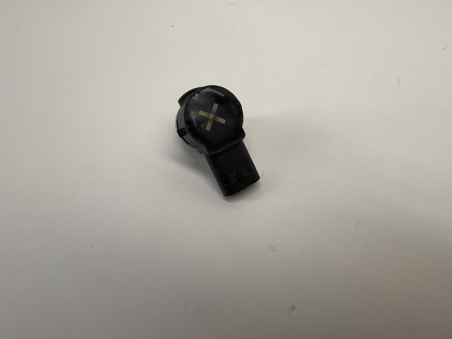 2022 Tesla Model 3 Ultrasonic Sensor Hpfl App Radial Mdnght Slver 1741484-12-A