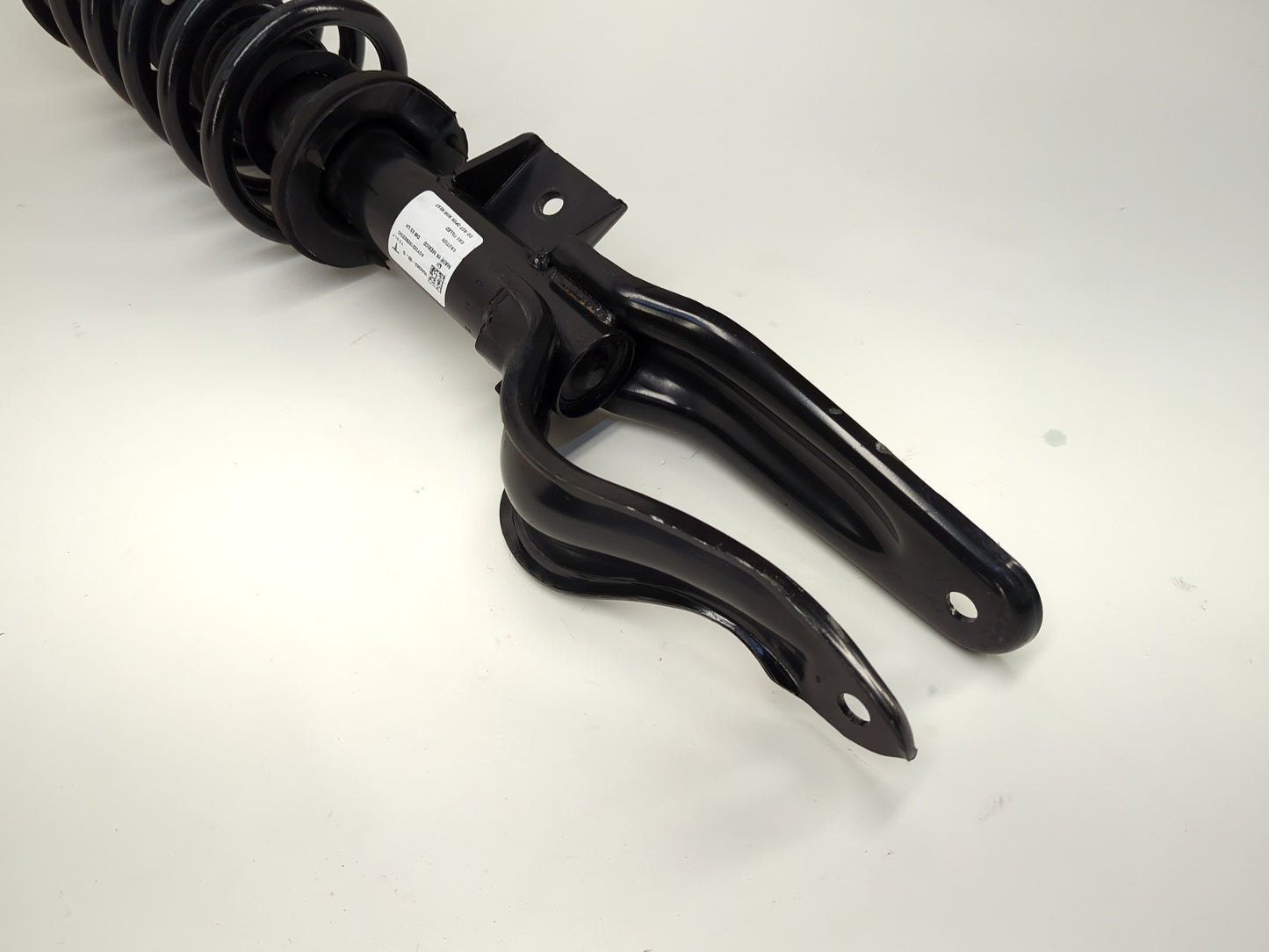 2022 Tesla Model 3 Front Left Strut Absorber Sport 1044363-00-G
