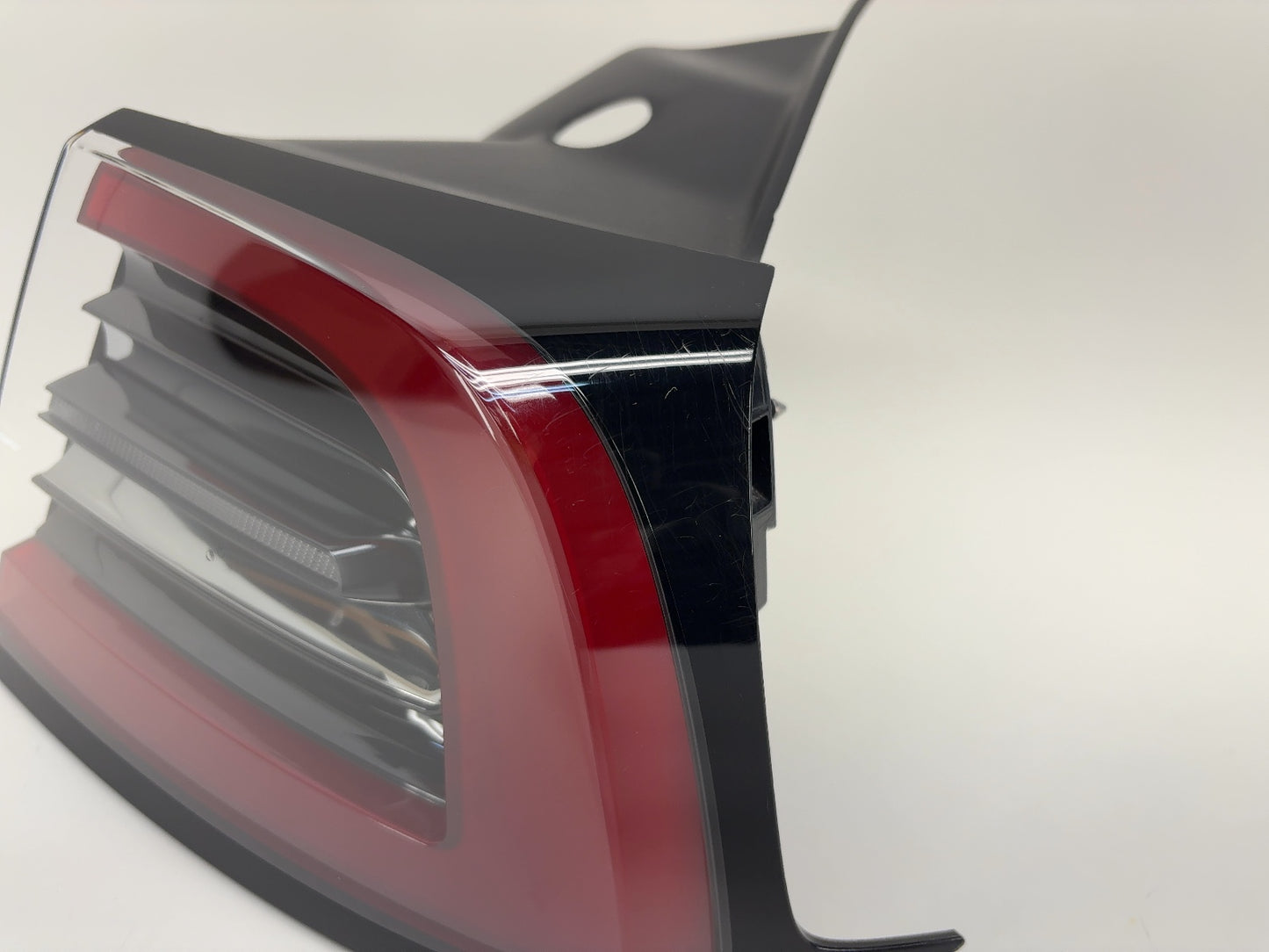 2021-2025 Tesla Model 3 Right Tail Lamp Quarter Mounted Global 1502087-00-D