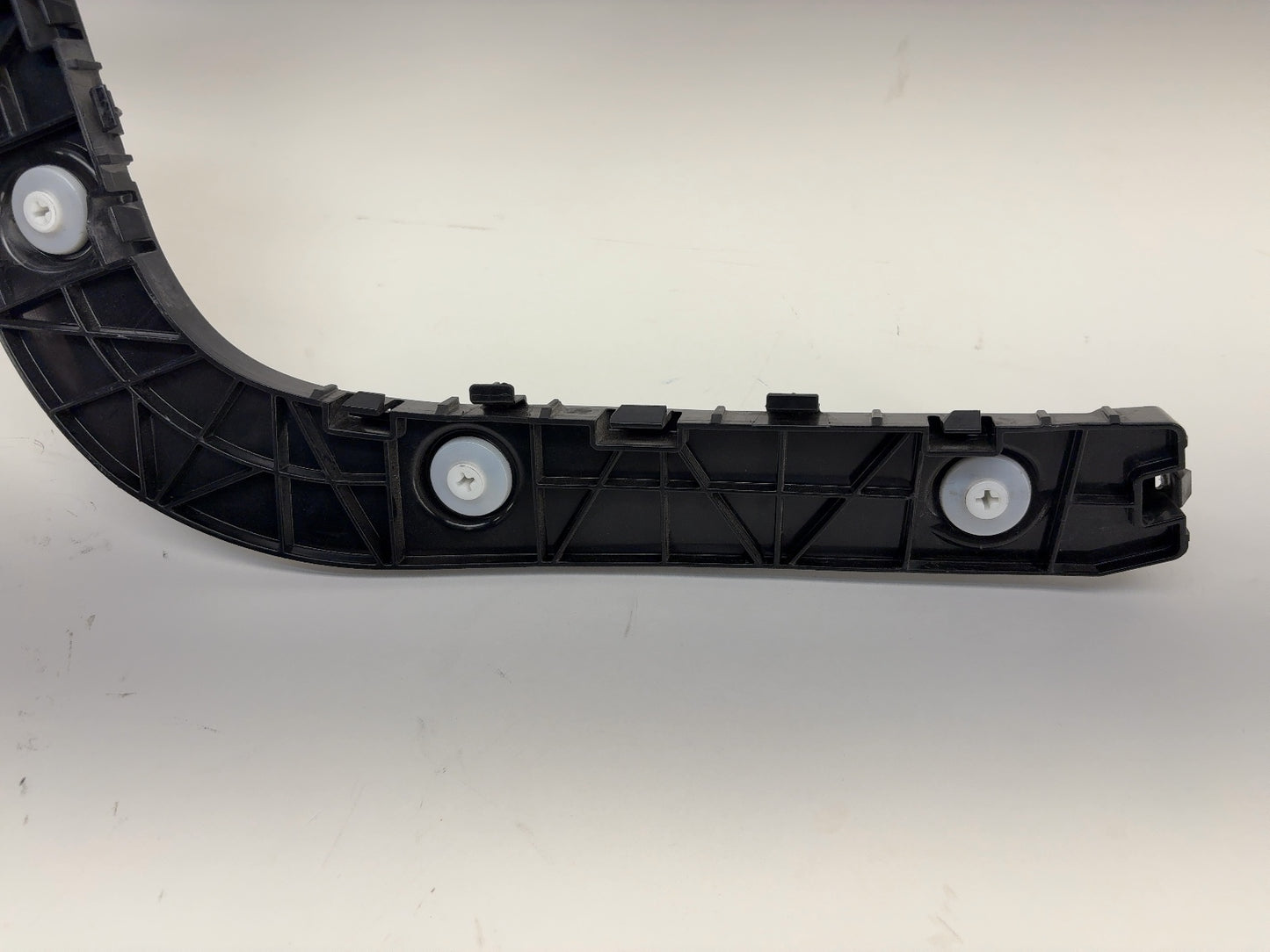 2022-2025 Tesla Model Y Bracket Rear Left 1494043-00-A