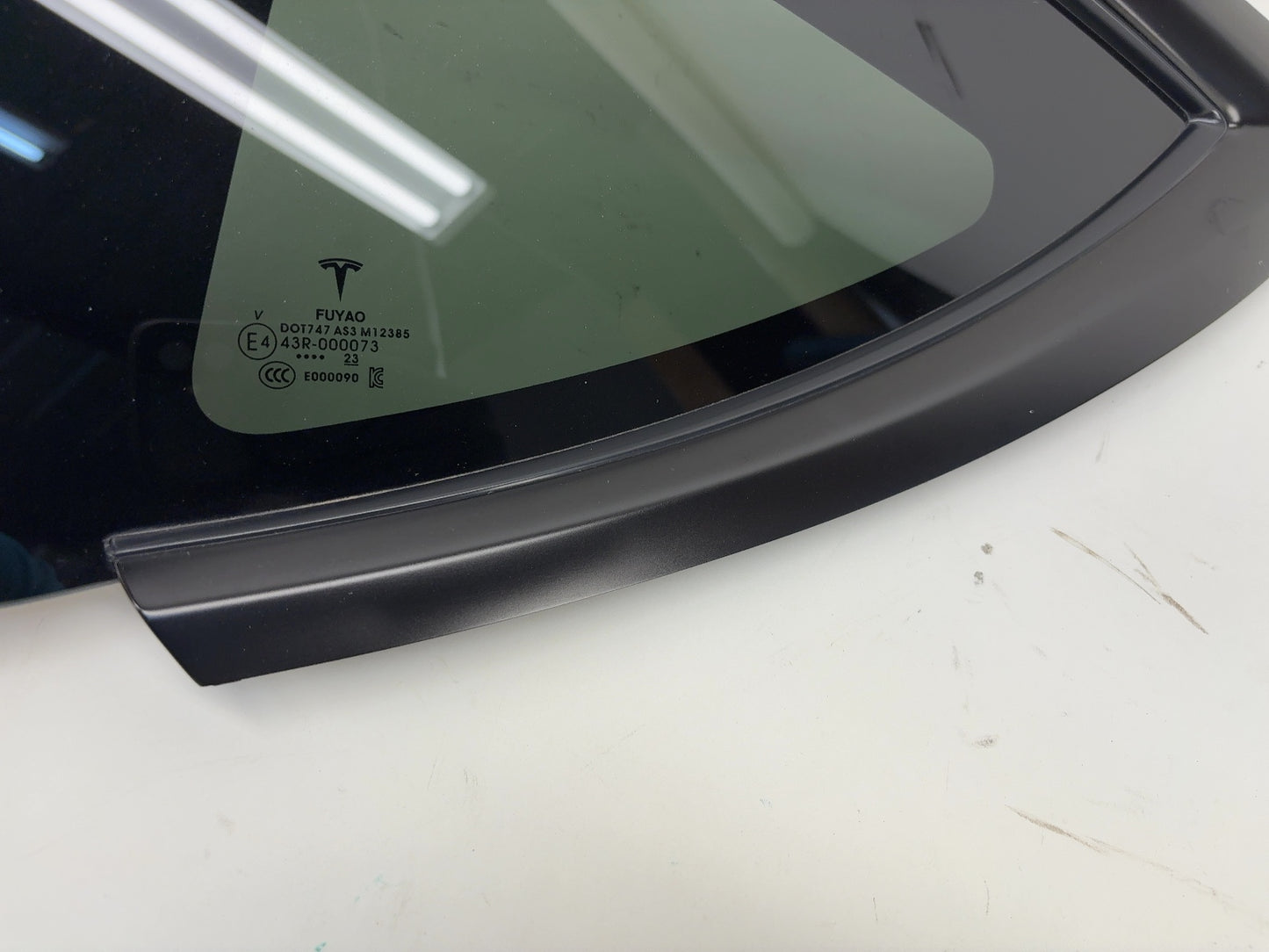 2023 Tesla Model Y Left Quarter Glass 1673553-00-B
