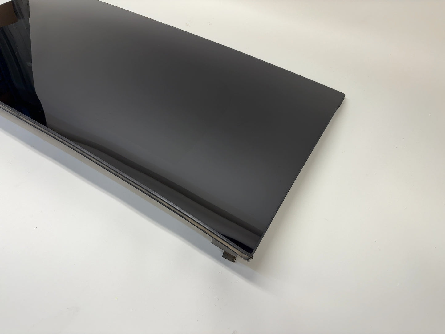 2018 Tesla Model X Front Door Roof Glass Right 1034903-00-M