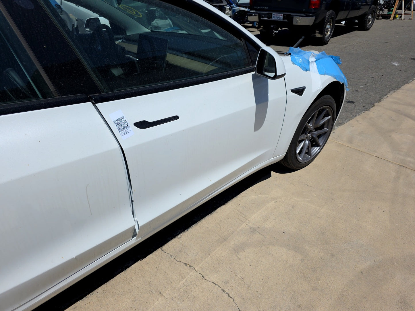 2021 Tesla Model 3 Front Right Door Assembly No Mirror No Door Trim 1081420-E1-C