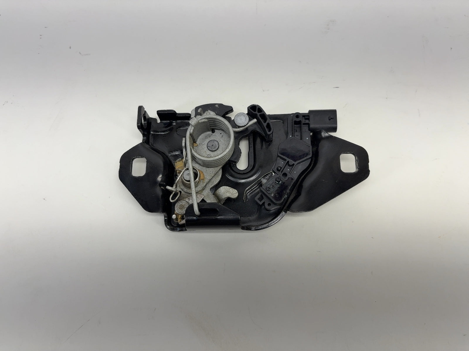 2025 Tesla Model 3 Highland Hood Latch 1873284-00-B – Calimotive