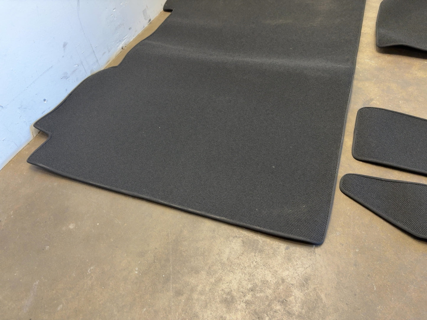 2024 Tesla Cybertruck Floor Mat Kit 1877885-00-D