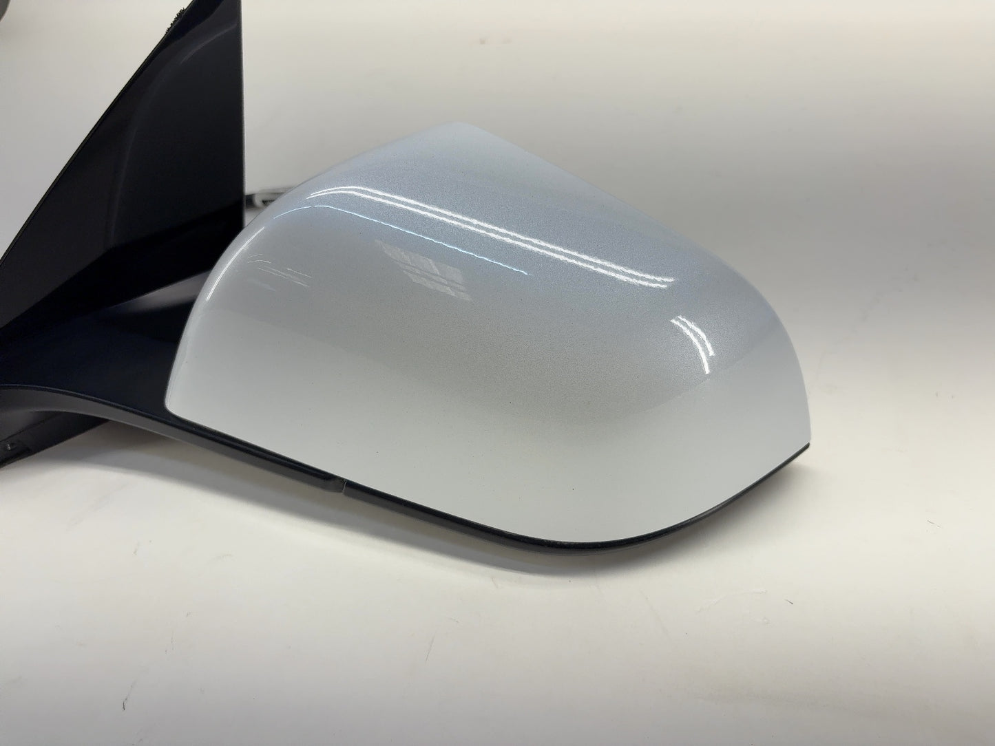 2021-2023 Tesla Model 3 Front Left Door Mirror Assembly 1592031-00-F
