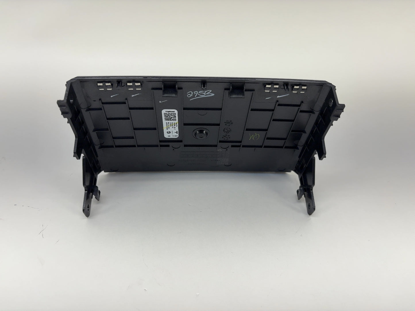 2024 Tesla Model 3 Highland Center Console Top Face 1705708-21-F