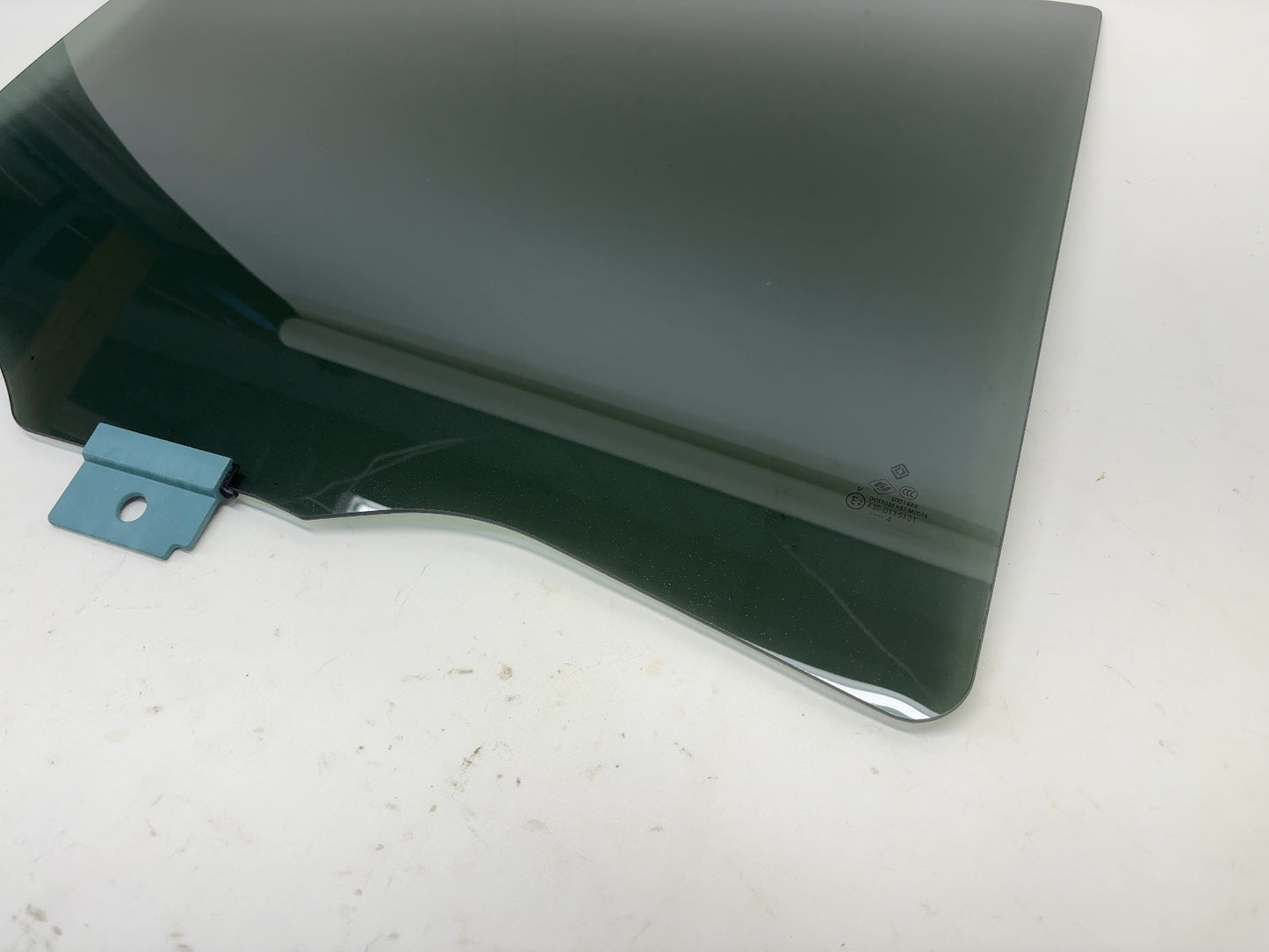 2023 Rivian R1S Rear Right Door Glass PT00003148-E