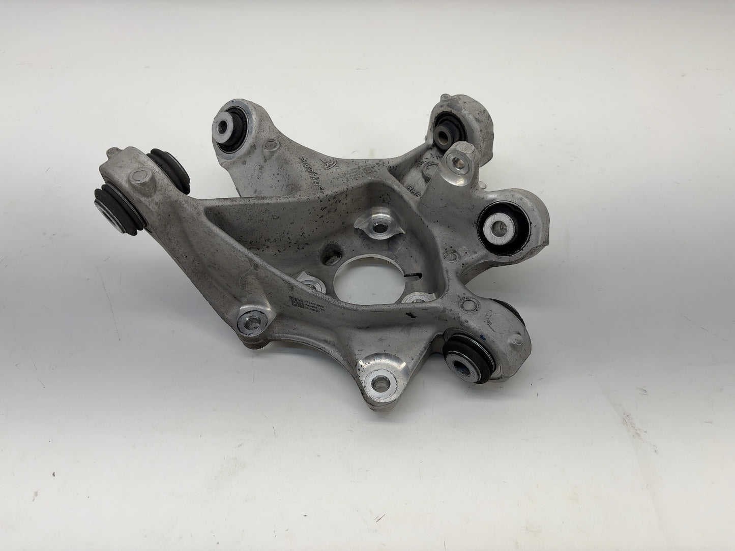 2021 Tesla Model 3 Rear Knuckle Right 1044416-00-F