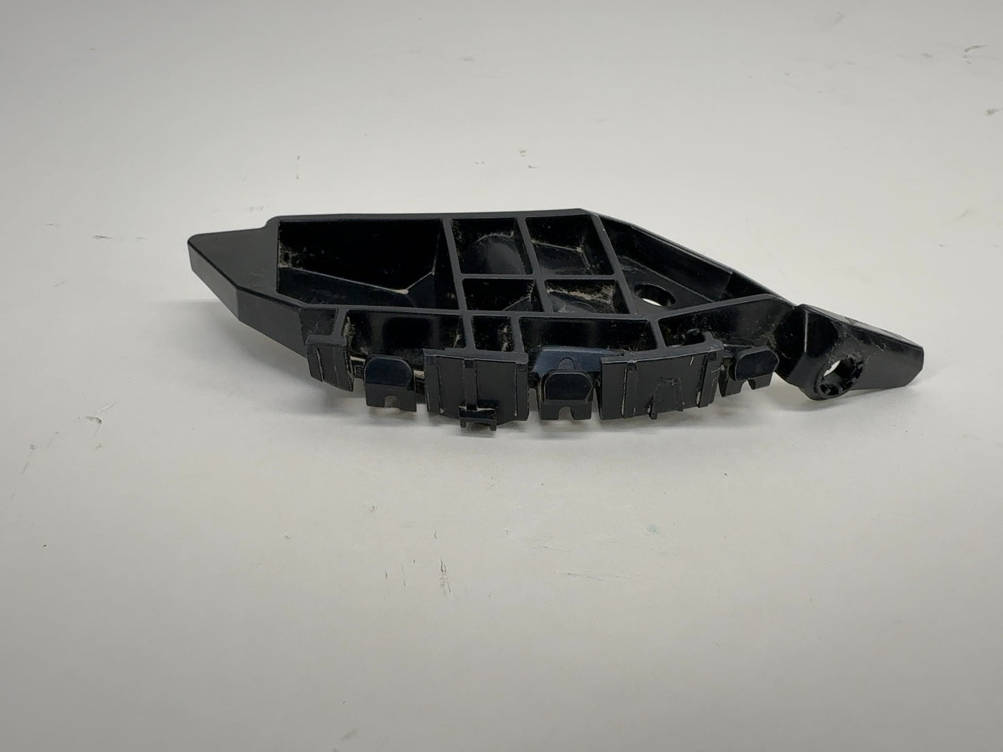 2025 Tesla Model 3 Highland Front Right Bumper Bracket Support 1774269-00-F