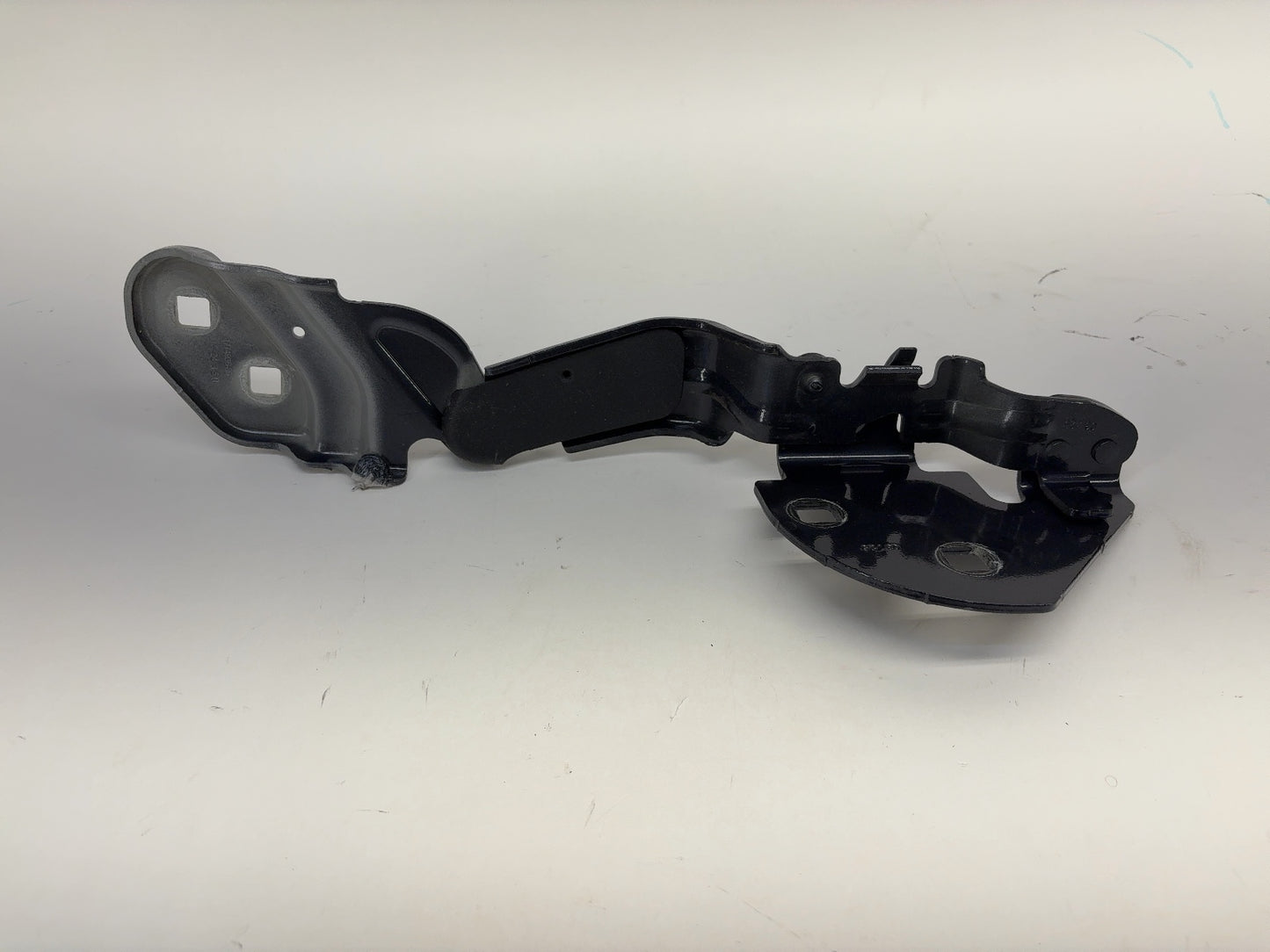 2025 Tesla Model 3 Highland Hood Hinge Right 1774936-00-D