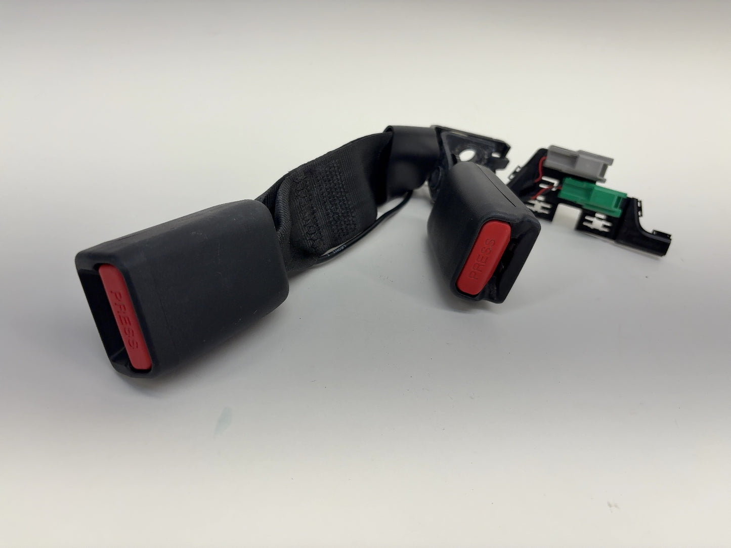 2023 Tesla Model 3 Second Row Seat Belt Buckle 1457704-01-B
