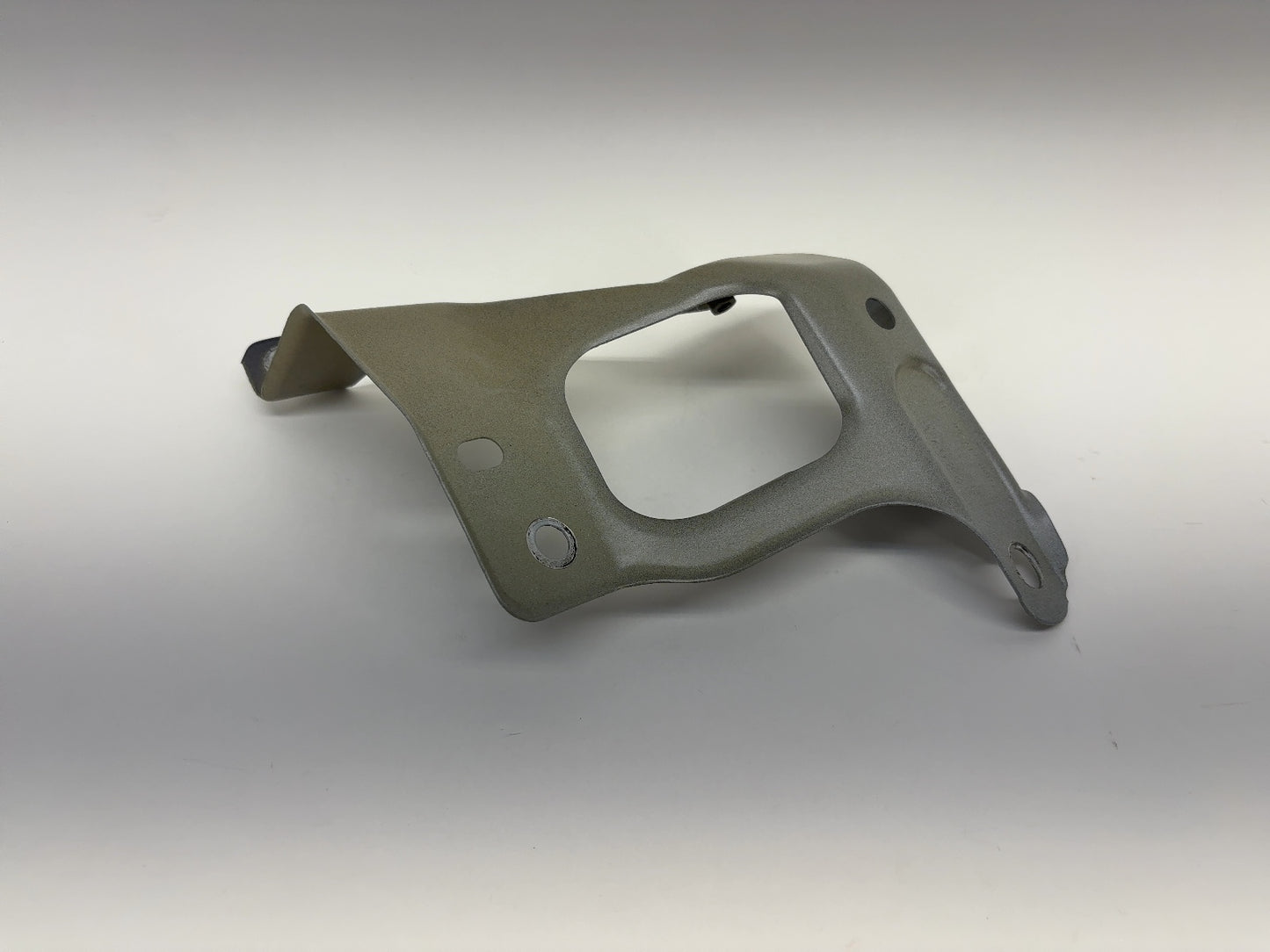 2023 Tesla Model 3 Front Left Fender Support Bracket 1086017-00-D