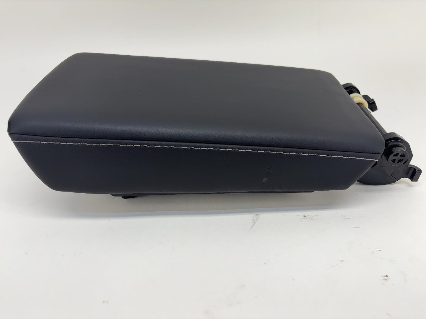 2023-2025 Tesla Model Y Console Armrest 1861594-00-A