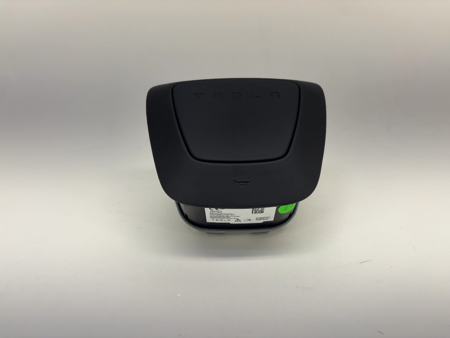 2025 Tesla Model Y Juniper Steering Wheel Airbag 2003661-00-C