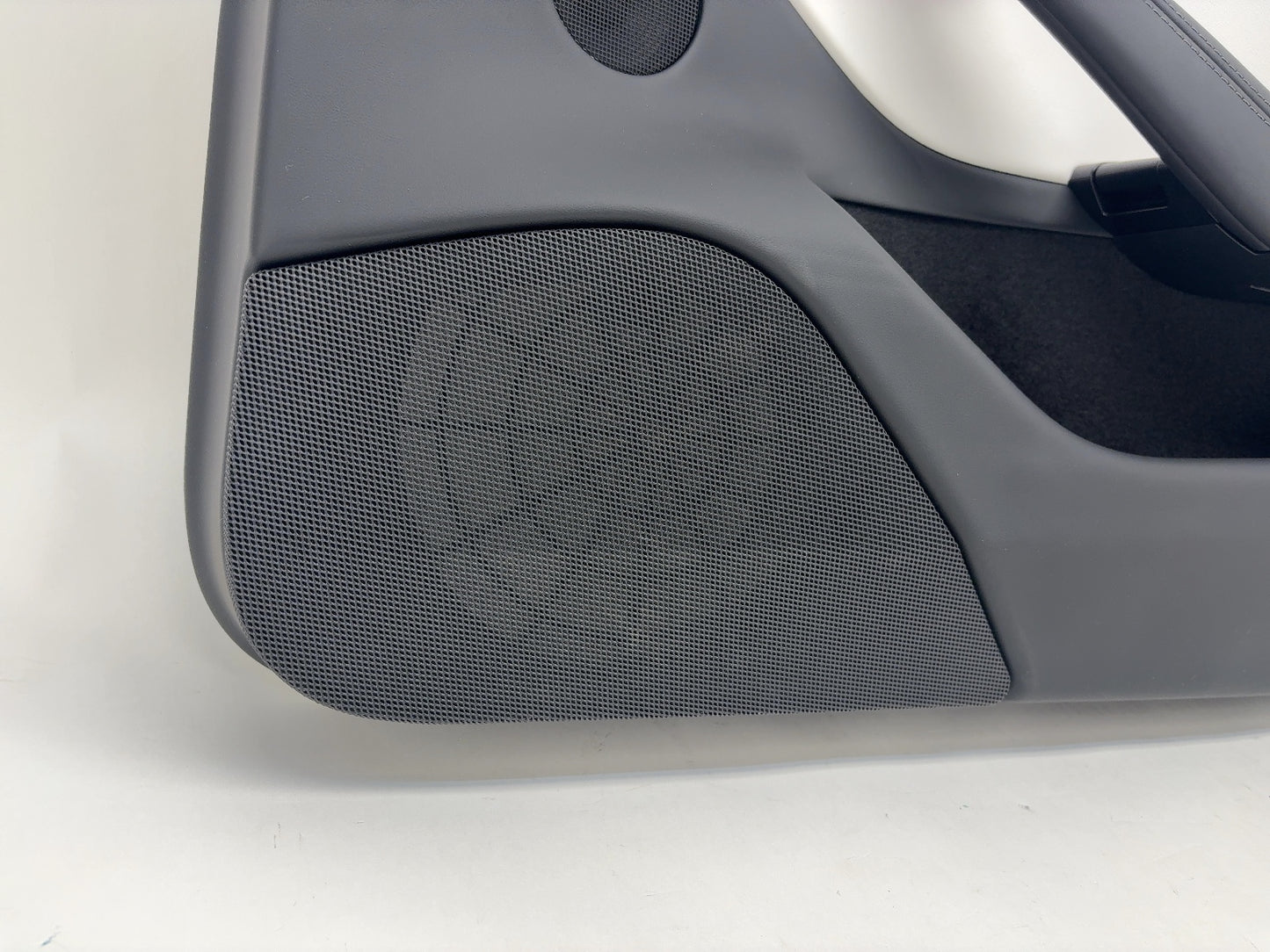 2025 Tesla Model 3 Highland Front Right Door Panel 1776743-20-E