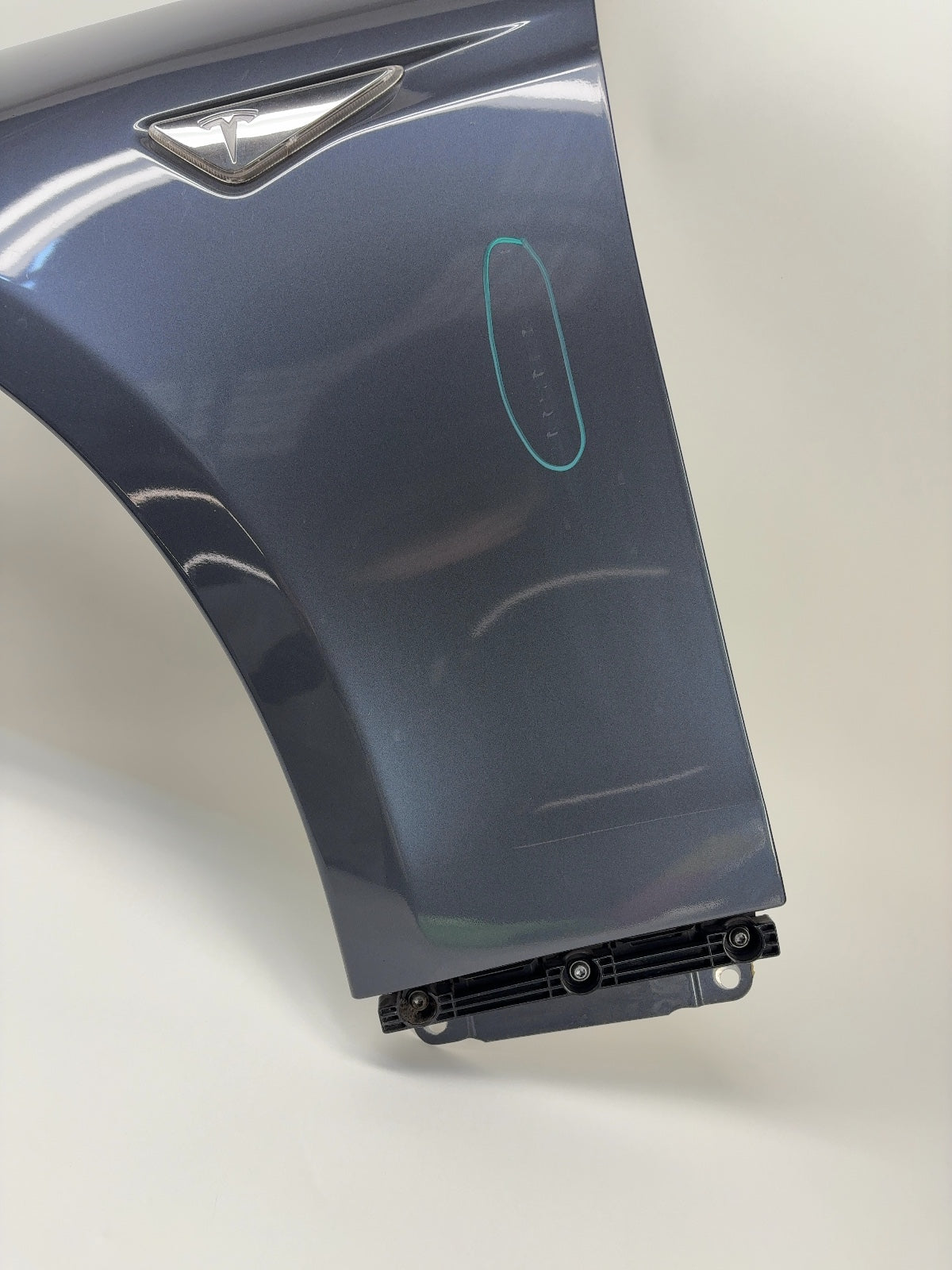 2015 Tesla Model S Left Fender 6008022-E0-D