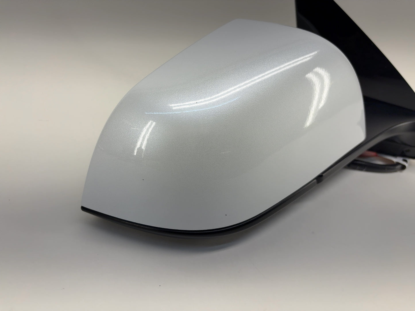 2021 Tesla Model 3 Front Right Door Mirror Assembly 1592032-00-B