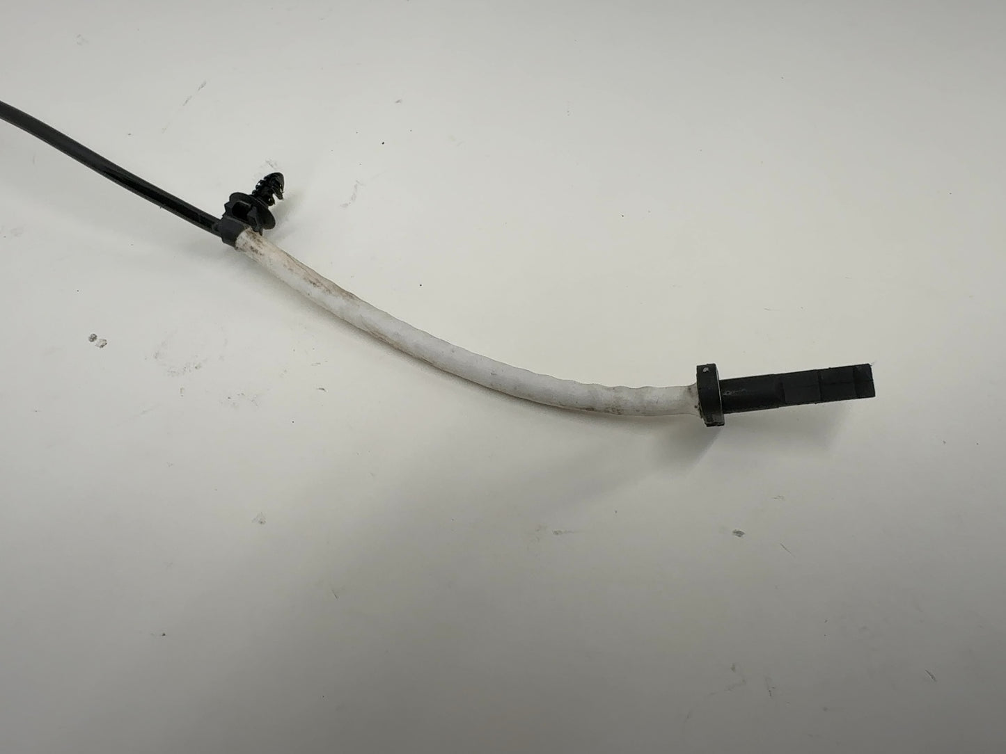 2015 Tesla Model S Front Wheel Speed Sensor 1037794-00-B